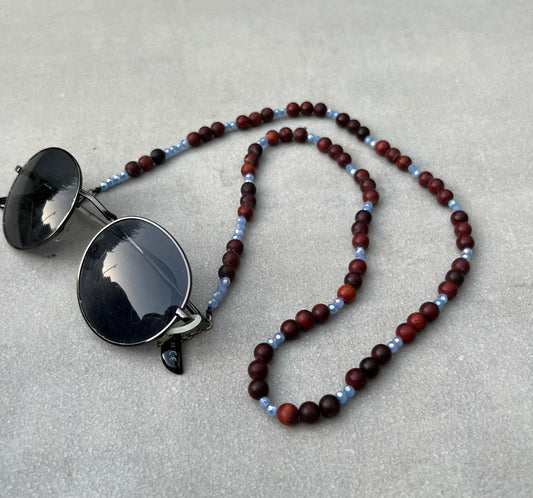 Touch of crystals sunglass necklace